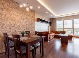 Panorama Sky Apartment near Riga Airport & City Center