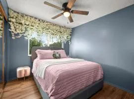 The Quirky Bloom-Whimsical Guest house