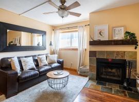 Visit Park City 1BD 1BA Condo in Prime Location, condo em Park City