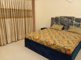 Sport City independent Villa In Bahria Town Karachi, hotel v destinaci Karáčí