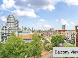 Canary Wharf Skyline ViewI Modern and Bright Top-Floor RoomsI Not Whole Flat