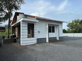 Merchant Homestay Cozy Stays & Celebrations, ξενοδοχείο σε Kaup