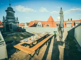 city view - Dachterrasse - privater Parkplatz