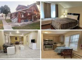 House in Niagara falls, Close to Clifton Hill, Casino and Horseshoe falls and with kitchen for 6 Guest