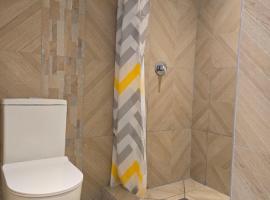 MIRZ Accomodation Villa 2、パシフィック・ハーバーのホテル