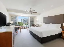 Pullman Reef Hotel Casino