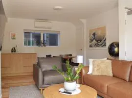 Devonport - Style Near The Sea