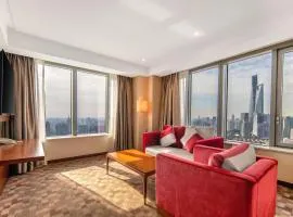 Novotel Atlantis Shanghai - Enjoy our great-valued breakfast in our rooftop revolving restaurant with a stunning river view & utilize our FREE self-serviced laundry