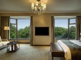 Sofitel Hangzhou Westlake - Few steps to West Lake, with panoramic lake view terrace