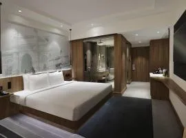Novotel Mumbai Juhu Beach