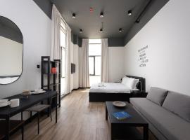 Classic Charm Studio by Spacey in Duqm 88, apartmán v destinaci Dakm
