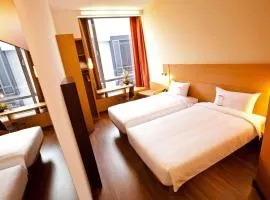 Ibis Singapore Novena