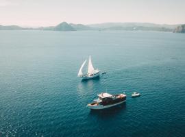 Kamma Sail, ubytování na lodi v destinaci Labuan Bajo