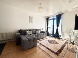 1 Bed Flat - Sleeps 4 - Pets - Parking - Wifi