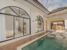 Villa D'amelia Jimbaran 2 Bedroom Private Pool
