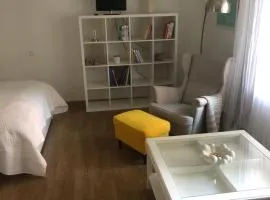 Cozy&Quiet Apartment in City Center near Park&Playground