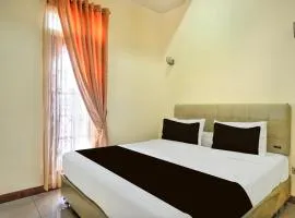 Hotel O Medan near Sun Plaza formerly Medan Baru House