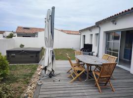 Maison propice au farniente, ξενοδοχείο σε Le Bois-Plage-en-Ré