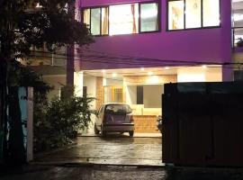 Aashirvaad Bed And Breakfast Homestay, hotel em Veer Savarkar International Airport