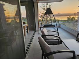 Majestic Sunset Salt Lake Views 300m From Beach, pet-friendly hotel in Larnaka