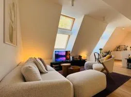 Chic Loft by Castle&Danube Old town Free Parking