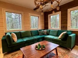 Pine Forest Hideout - Villa Tapiontytär