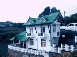 White Vintage Bungalow Nuwara Eliya
