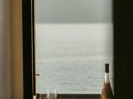 Montreux Riviera Suite Waterfront 3 Bedrooms Private Parking