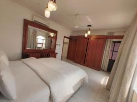 AL-salam suites, acomoda&ccedil;&atilde;o com cozinha em Salalah