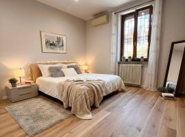 10 min walk from Autodromo Spacious place family, ξενοδοχείο σε Villasanta