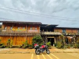 Nhà Gỗ Homestay Măng Đen