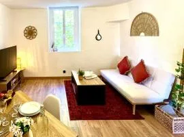 Le Joyau d'Aristide - Appartement Confort en Hyper-Centre à deux pas du Théâtre Antique - Climatisation