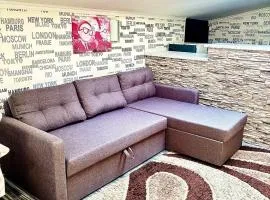 Stone City Apartment in Park Zone