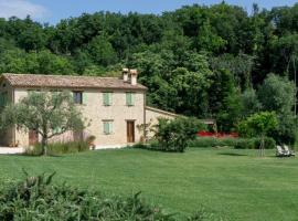 B&B Casa Cuccagna, hotel in Fratte Rosa
