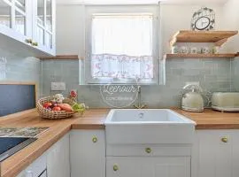 Chez Grand-Mère Cozy Retro Apartment in the Heart of Metz