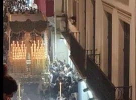 Apartamentos junto plaza Salvador