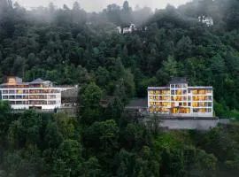 juSTa Hollow Oak, Mussoorie
