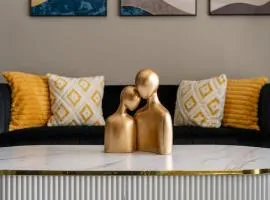 Lux Haven Whitestown