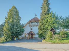 Oblak Estate Apartments, Hotel in Ortnek
