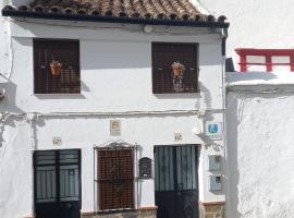 El Refugio Lila de Ubrique, khách sạn ở Ubrique