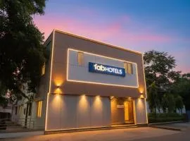 FabExpress The United - Nr Mumbai International Airport