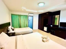 Charming Guest Room in Central Pa Tong, Thailand
