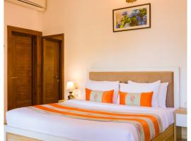 Sanskari Nivas family holiday home, hotel in Kasauli