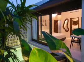 Makai Suites