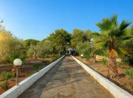 Villa nel Salento con piscina e ulivi