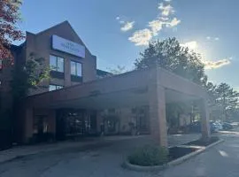 Wingate by Wyndham Livonia