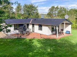 Stunning Home In &Oslash;ster Assels With Wifi, hotel que aceita pets em &Oslash;ster Assels