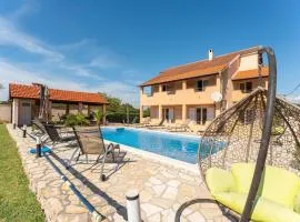 5 Bedroom Cozy Home In Biograd Na Moru