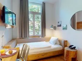 Alpenblick CoLiving - Self Check In by Homenhancement
