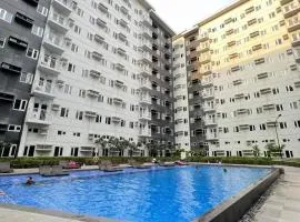 Paris Theme Near Ayala Feliz Mall 2BR Netflix Prime HBO Max Internet with Pool Parking Fee
